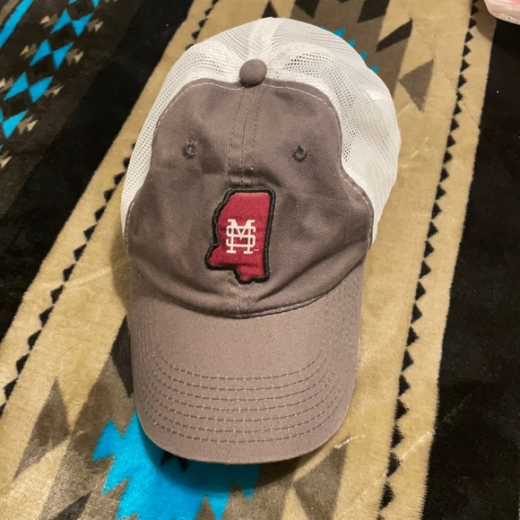 Mississippi state baseball - Picture 1 of 3